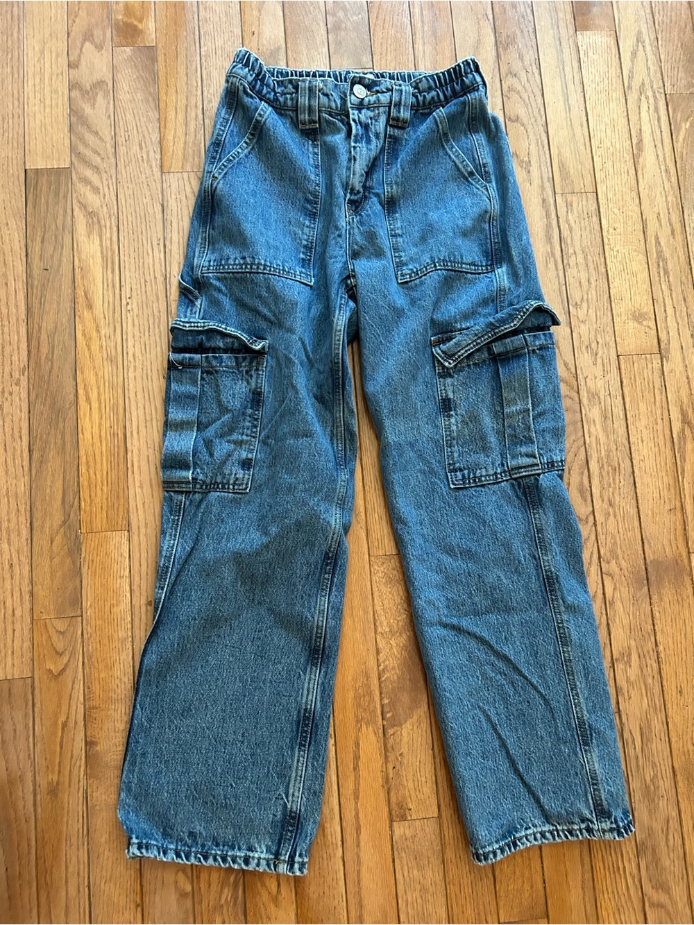 BDG Relaxed Cargo Jeans in Denim Blue